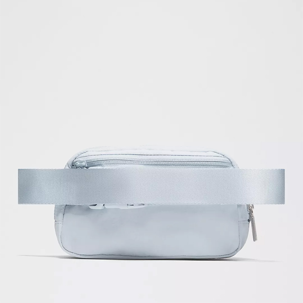 lululemon Everywhere Belt Bag Starch Blue lululemon Everywhere Belt Bag Starch Blue