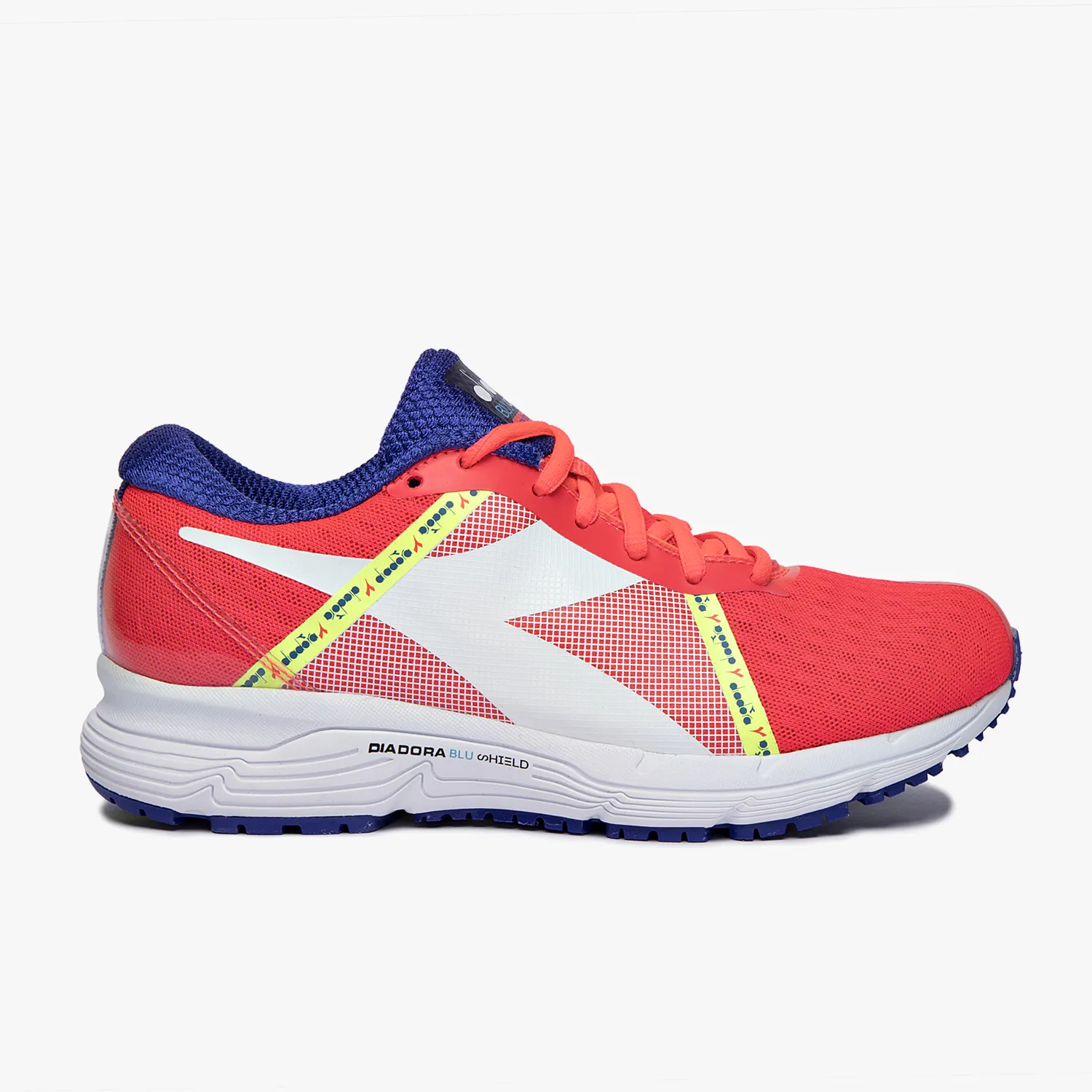 Diadora fashion mythos blushield bright